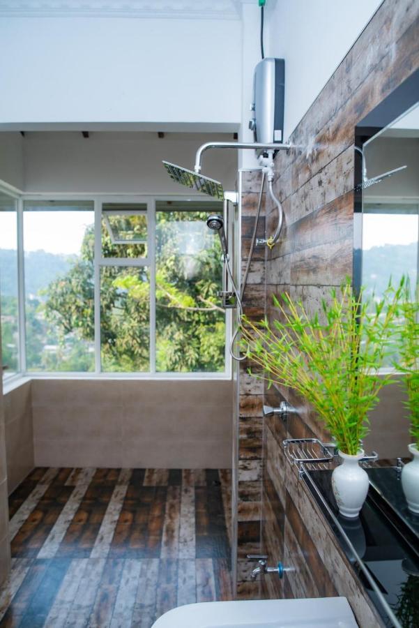 Sky Edge Homestay كاندي المظهر الخارجي الصورة
