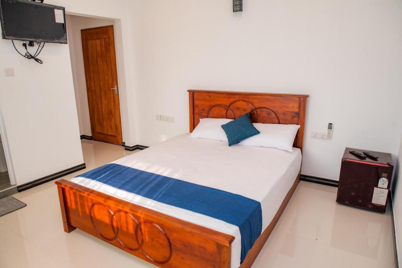 Sky Edge Homestay كاندي المظهر الخارجي الصورة